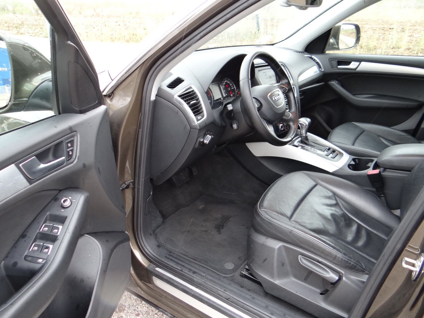 Audi Q5 - foto 15