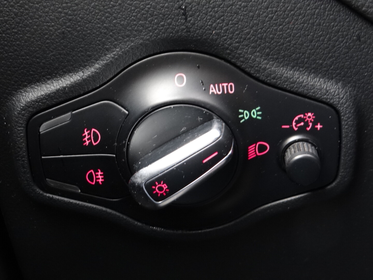 Audi Q5 - foto 23