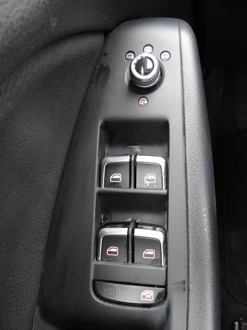 Audi Q5 - foto 29