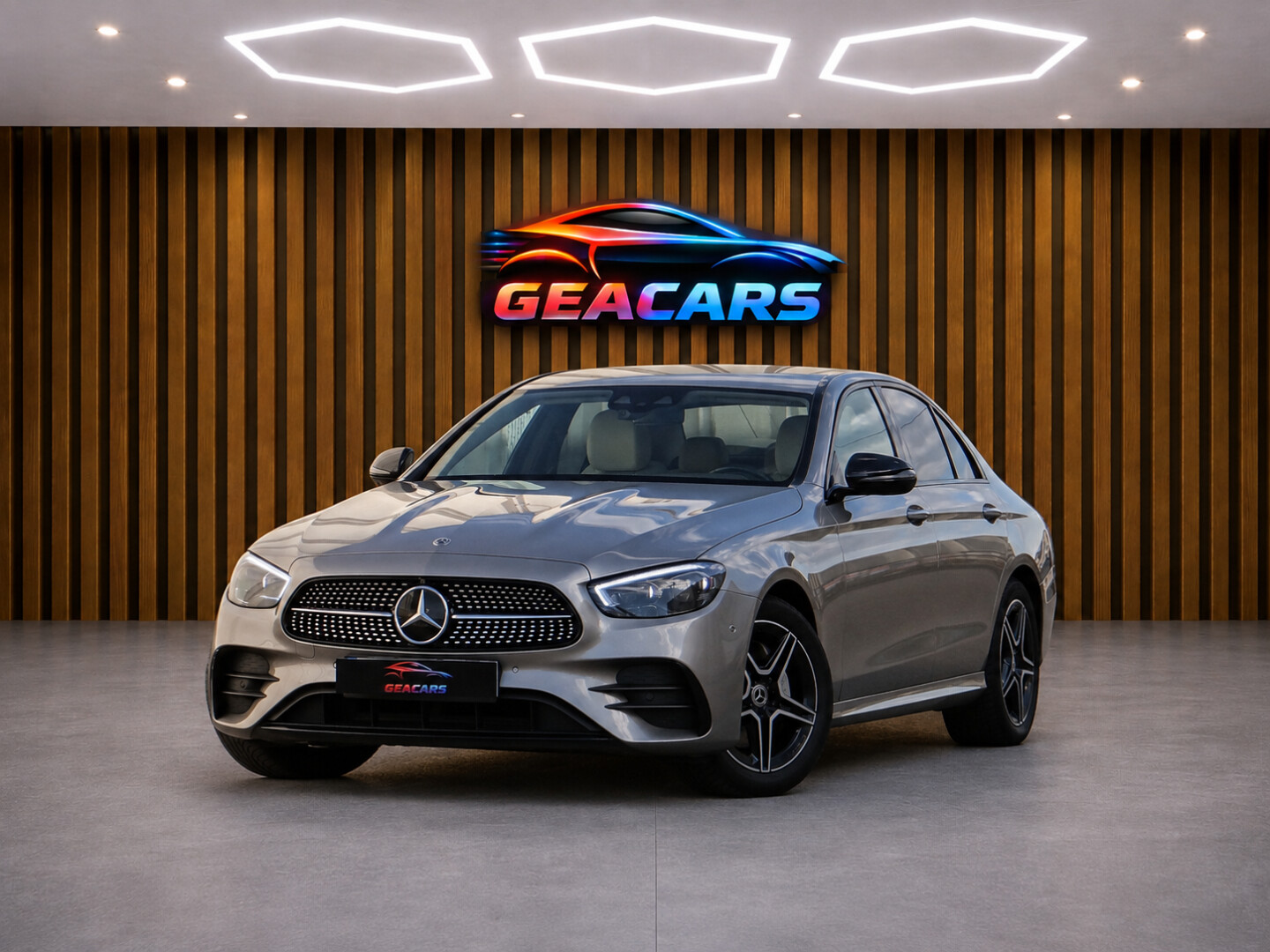 Mercedes-Benz E220 4Matic AMG - foto 4
