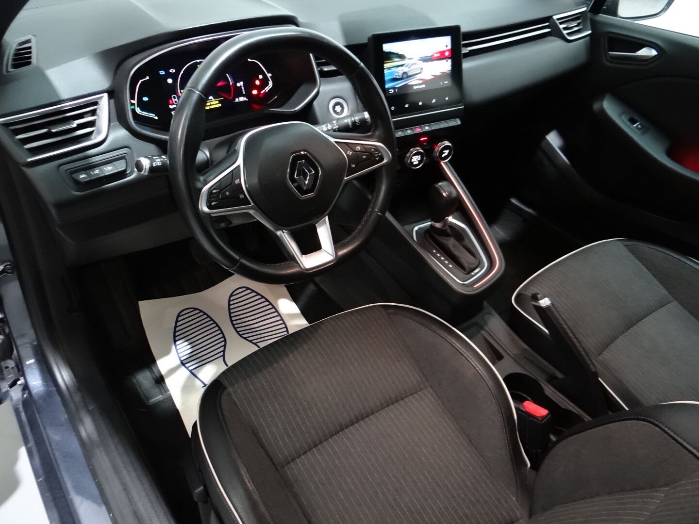 Renault Clio Intens eTech - foto 2