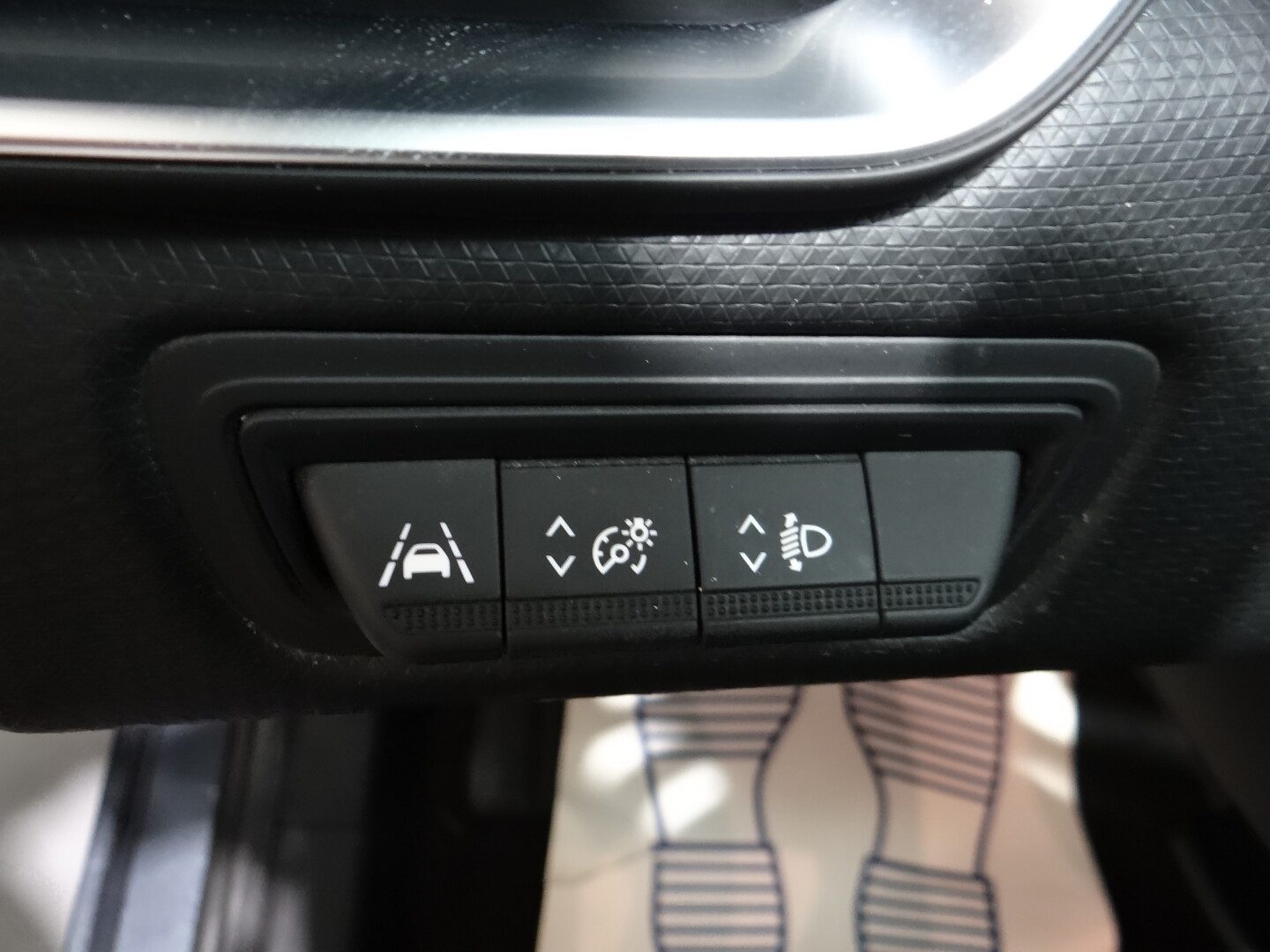 Renault Clio Intens eTech - foto 22