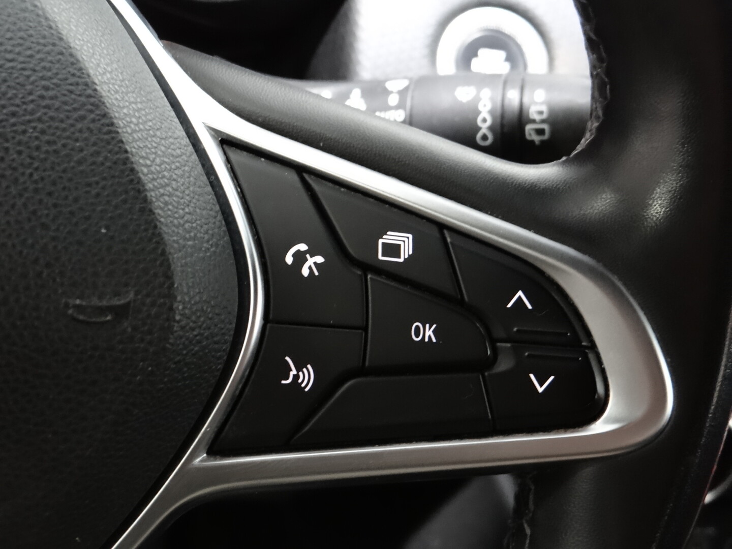Renault Clio Intens eTech - foto 25