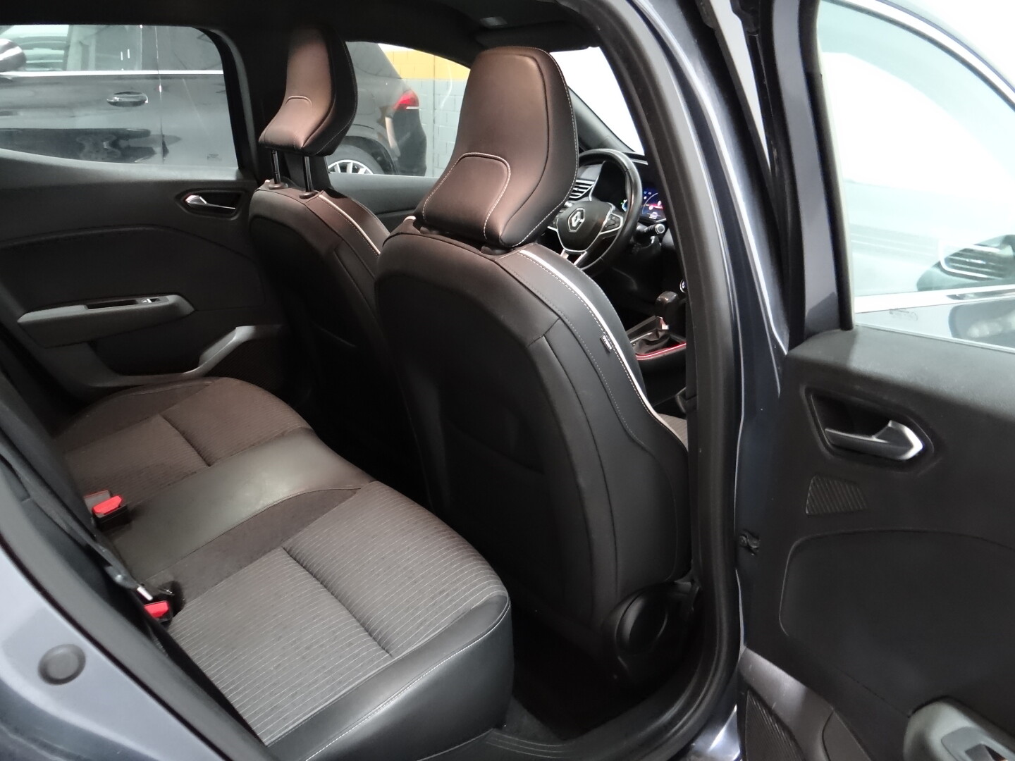 Renault Clio Intens eTech - foto 40