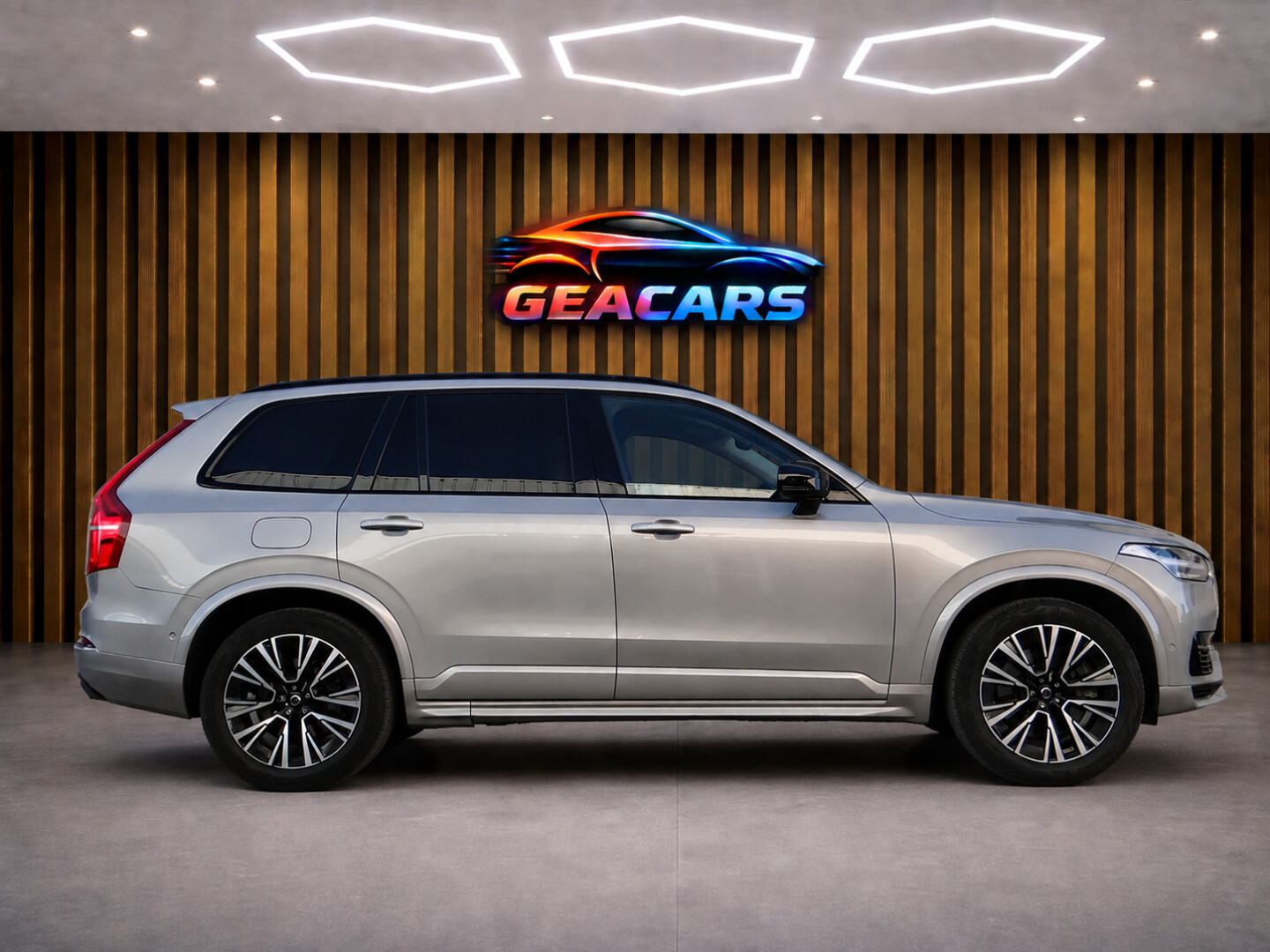 Volvo XC90 Plus Dark - foto 13