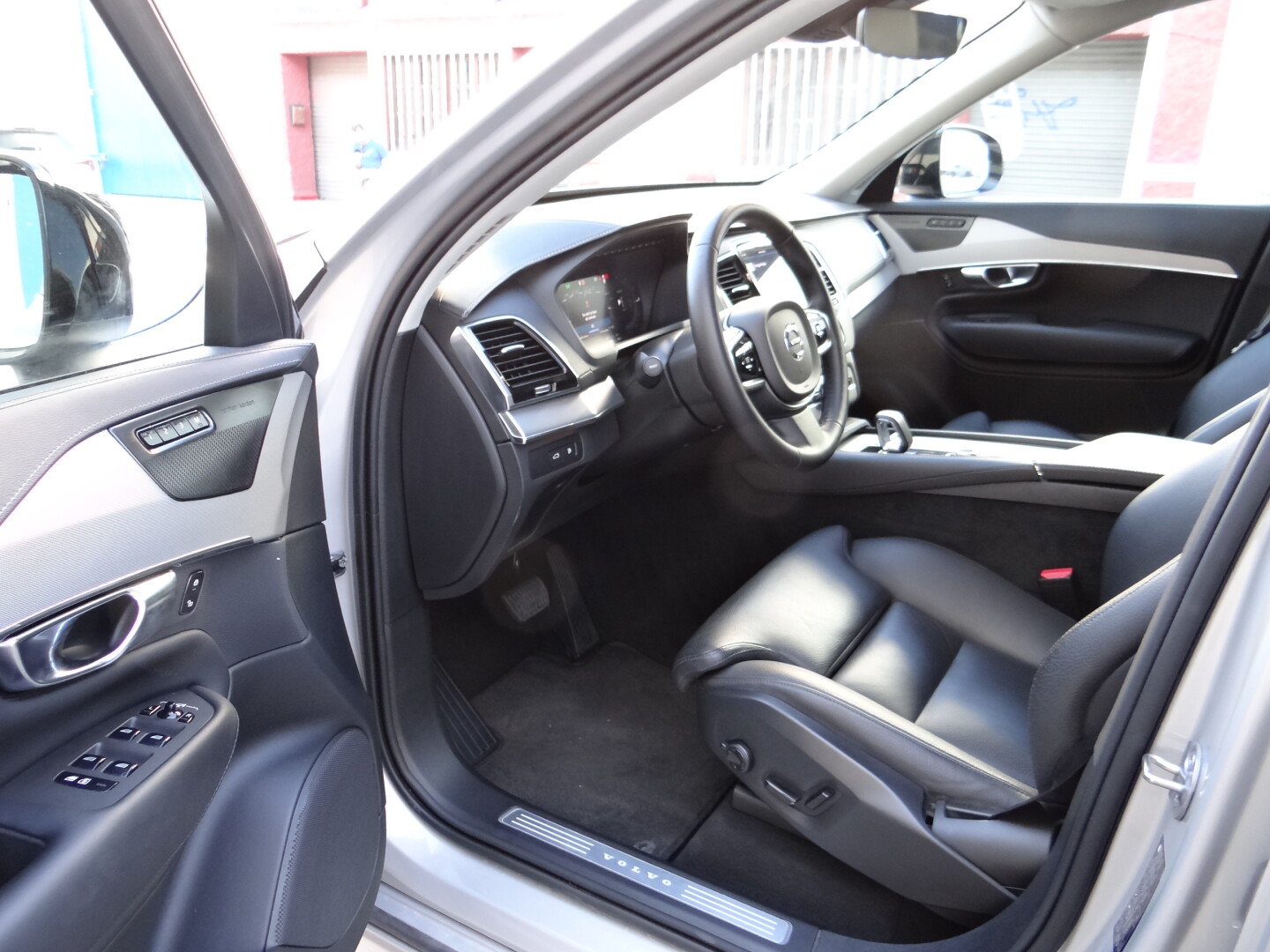 Volvo XC90 Plus Dark - foto 16