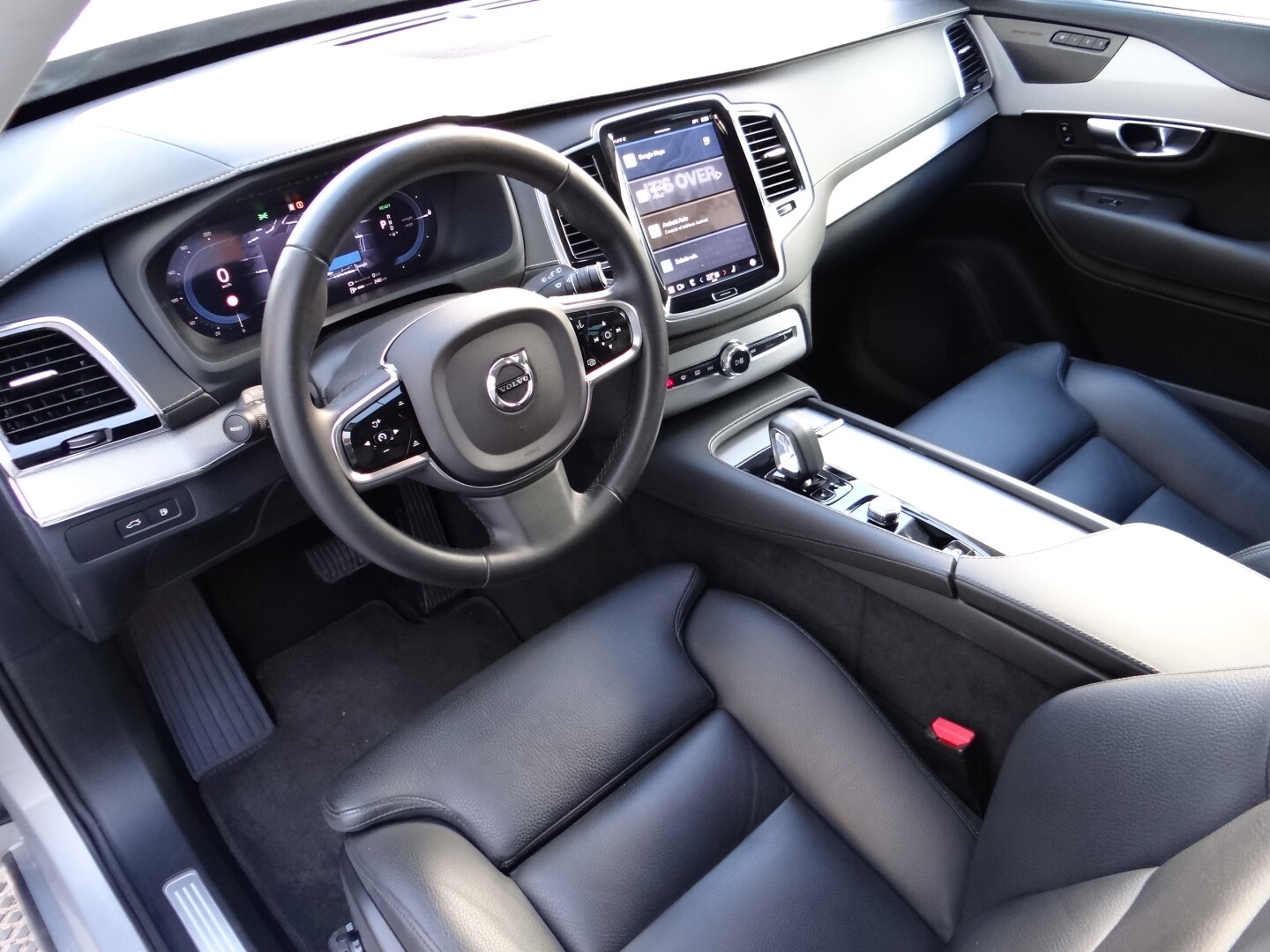 Volvo XC90 Plus Dark - foto 2