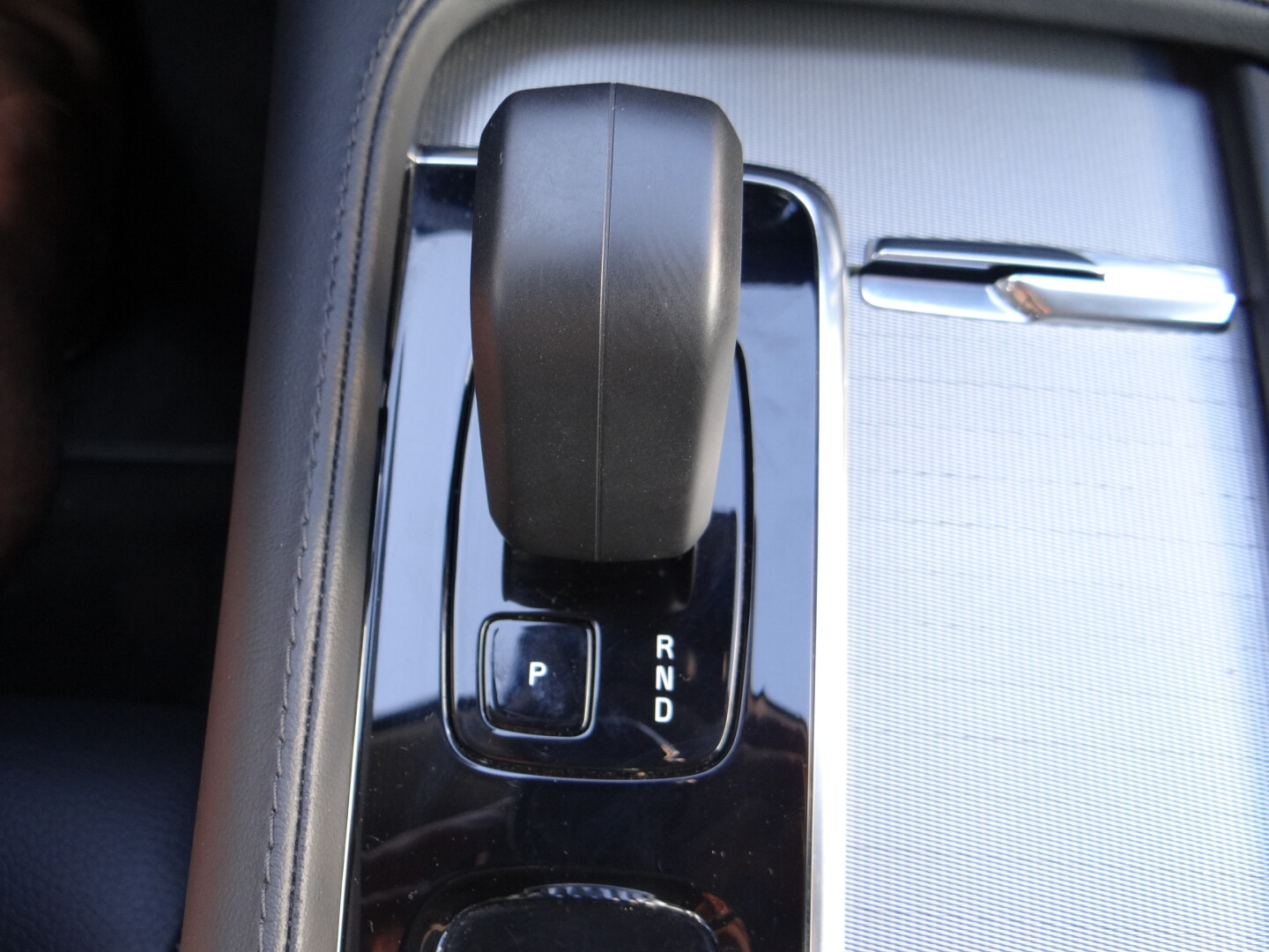 Volvo XC90 Plus Dark - foto 34