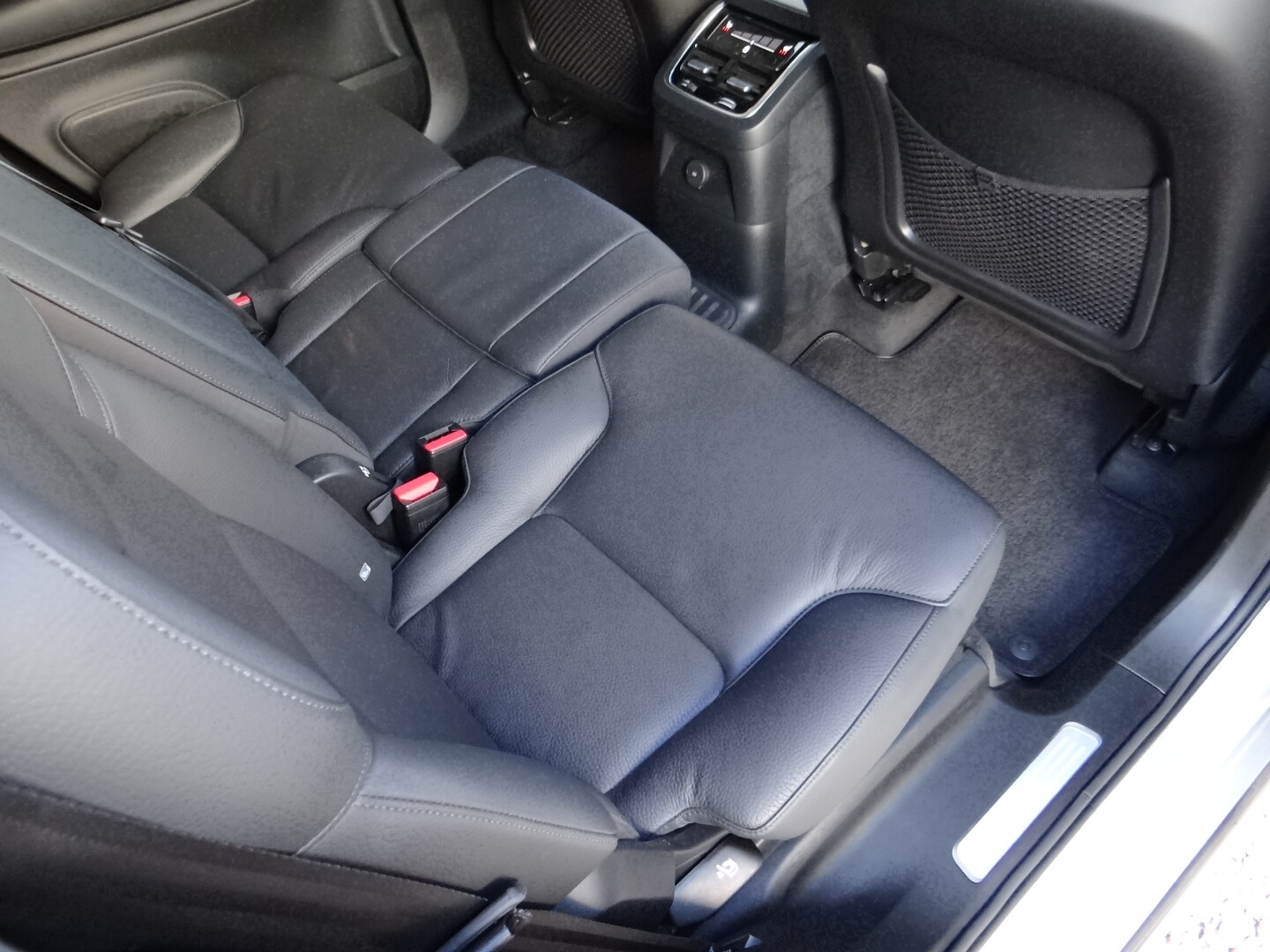 Volvo XC90 Plus Dark - foto 47