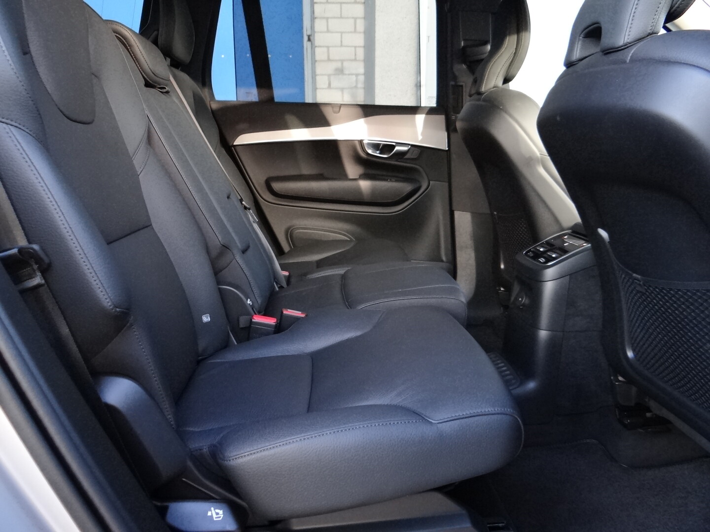 Volvo XC90 Plus Dark - foto 48