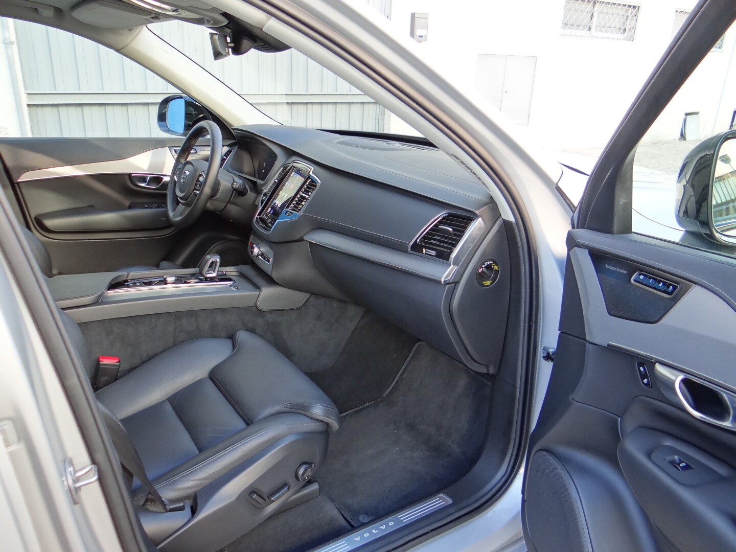 Volvo XC90 Plus Dark - foto 49