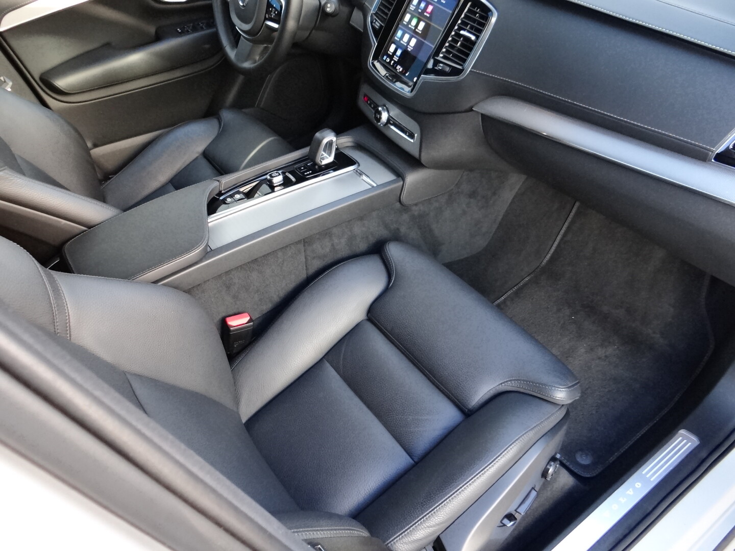 Volvo XC90 Plus Dark - foto 50