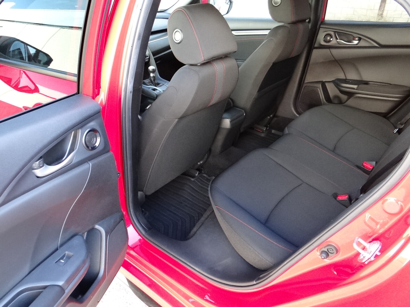 Honda Civic - foto 32