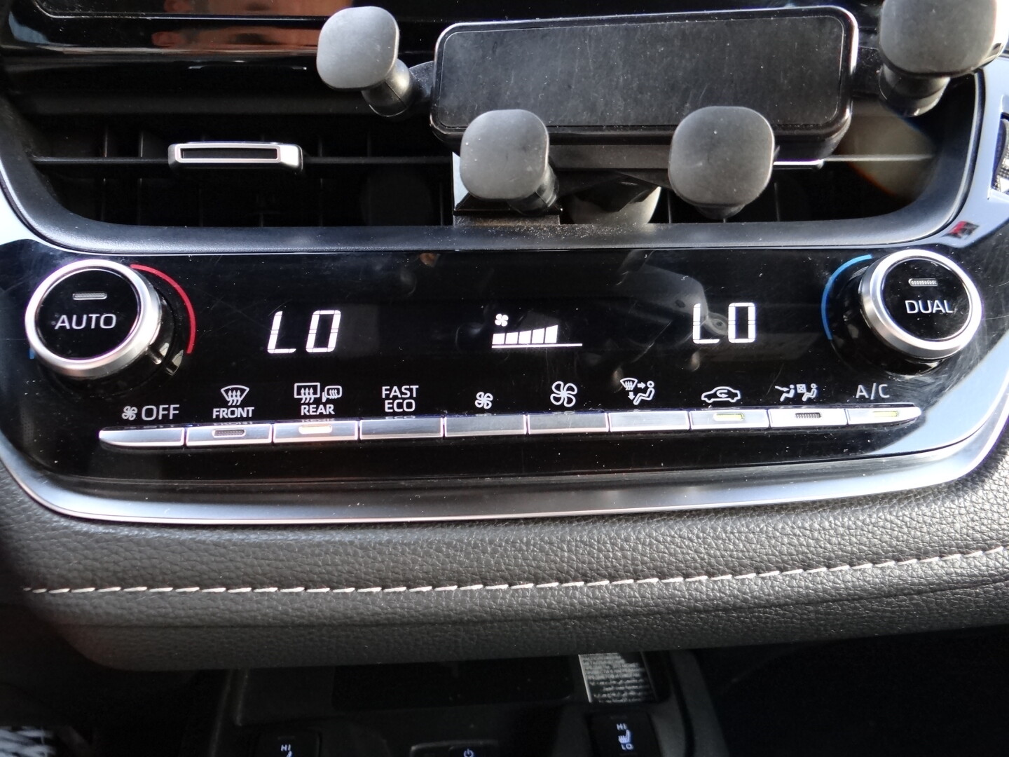 Toyota Corola STYLE ECVT TOURING SPORT - foto 28