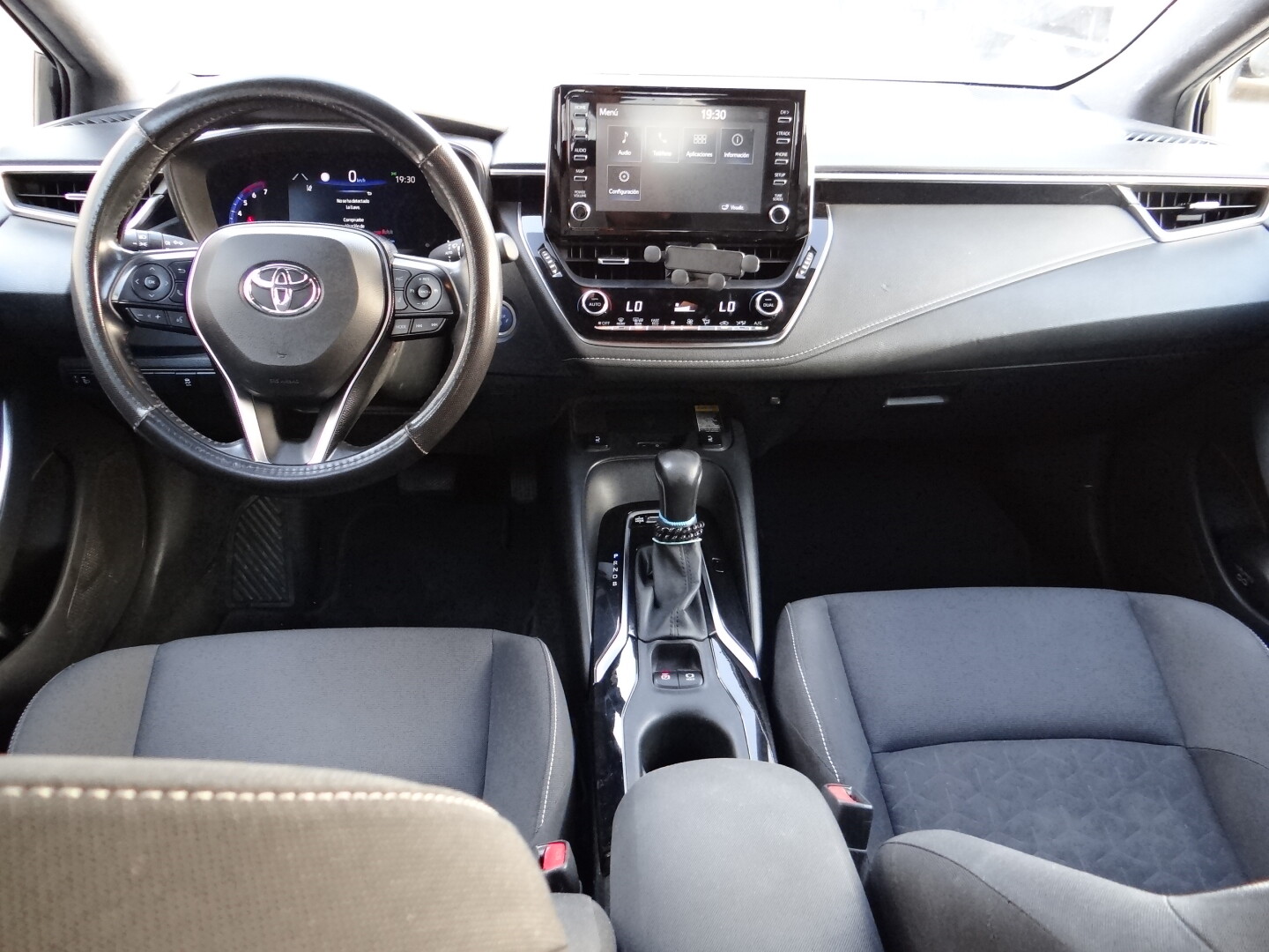 Toyota Corola STYLE ECVT TOURING SPORT - foto 2