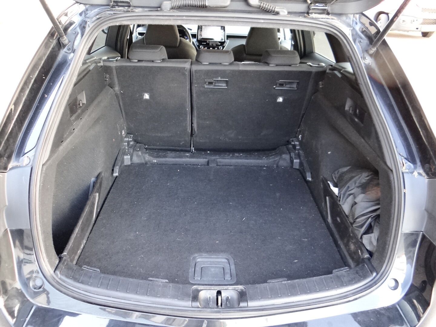 Toyota Corola STYLE ECVT TOURING SPORT - foto 36