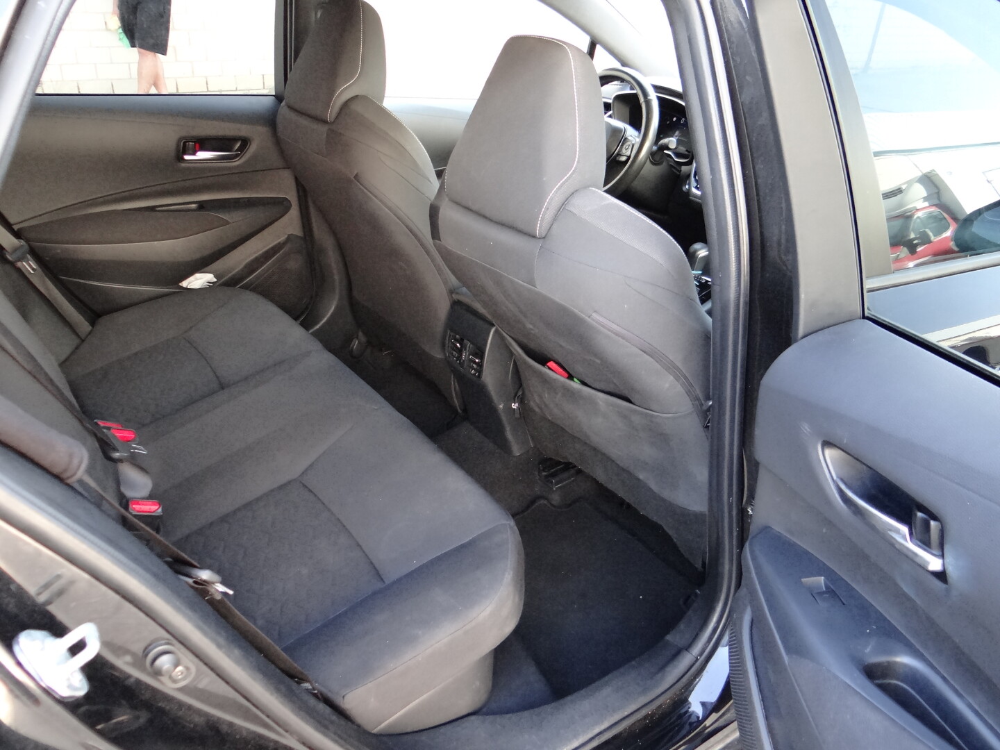 Toyota Corola STYLE ECVT TOURING SPORT - foto 37