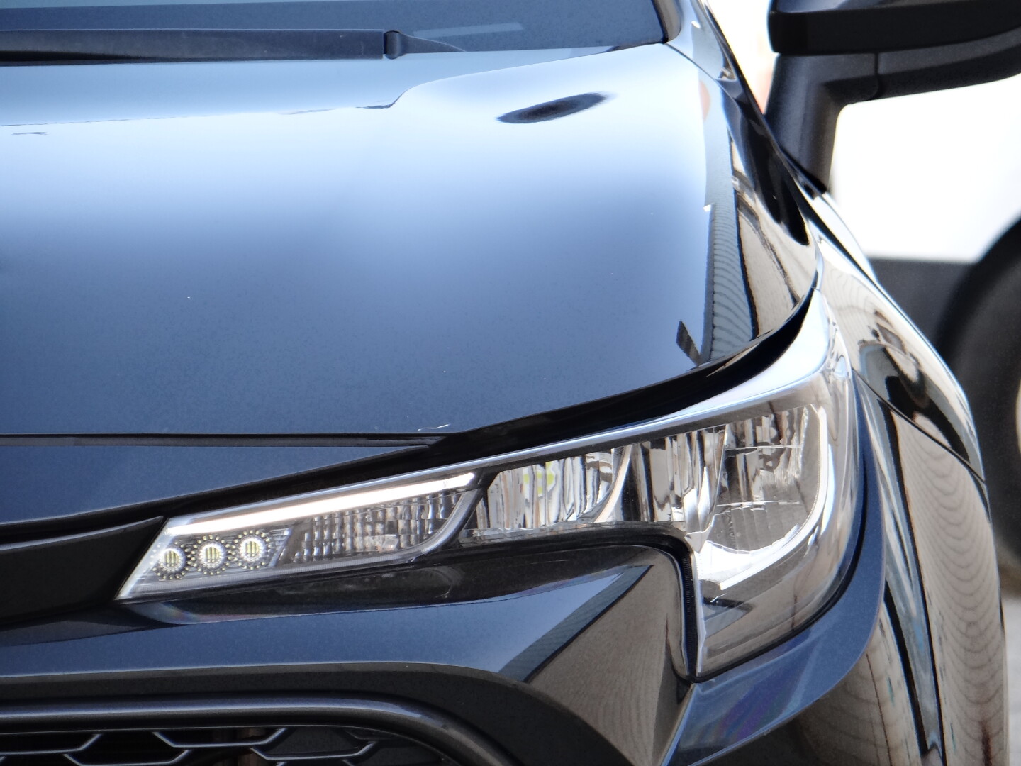 Toyota Corola STYLE ECVT TOURING SPORT - foto 7