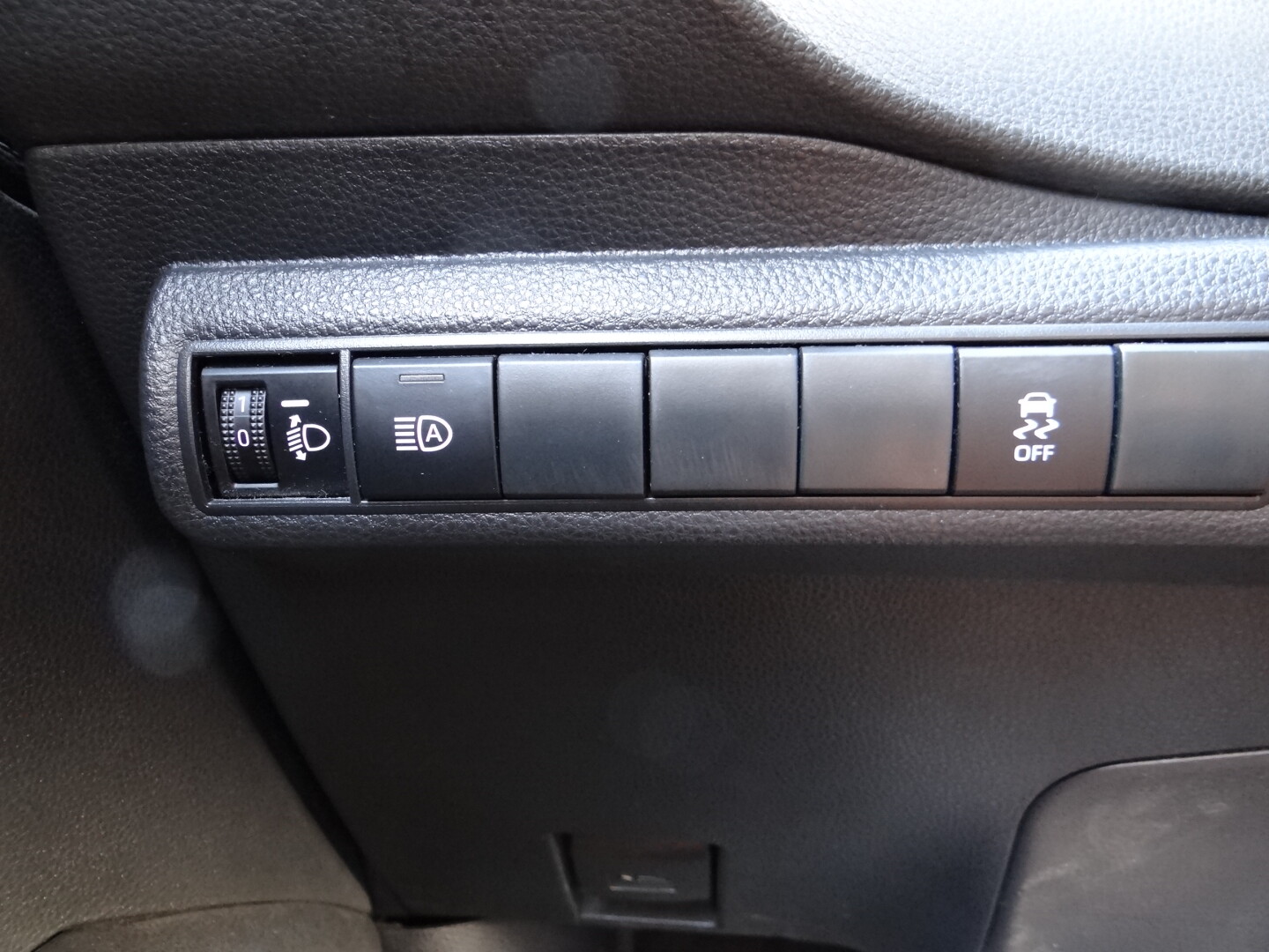 Toyota Corola STYLE ECVT TOURING SPORT - foto 20