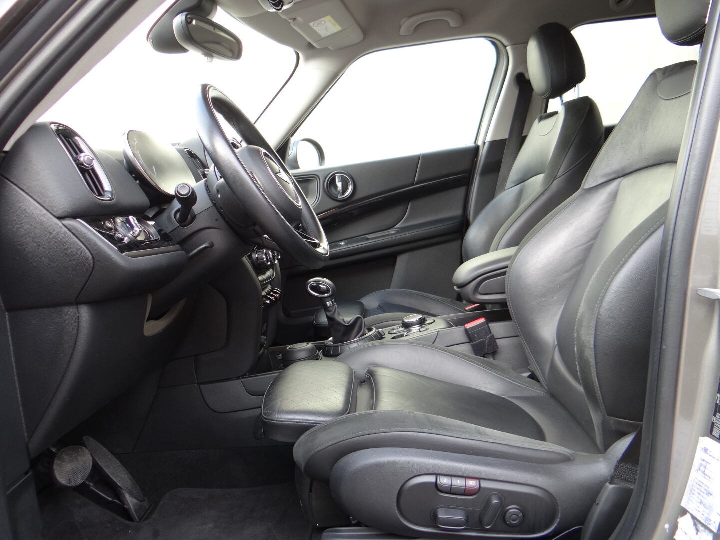 Mini Countryman Cooper SD - foto 17