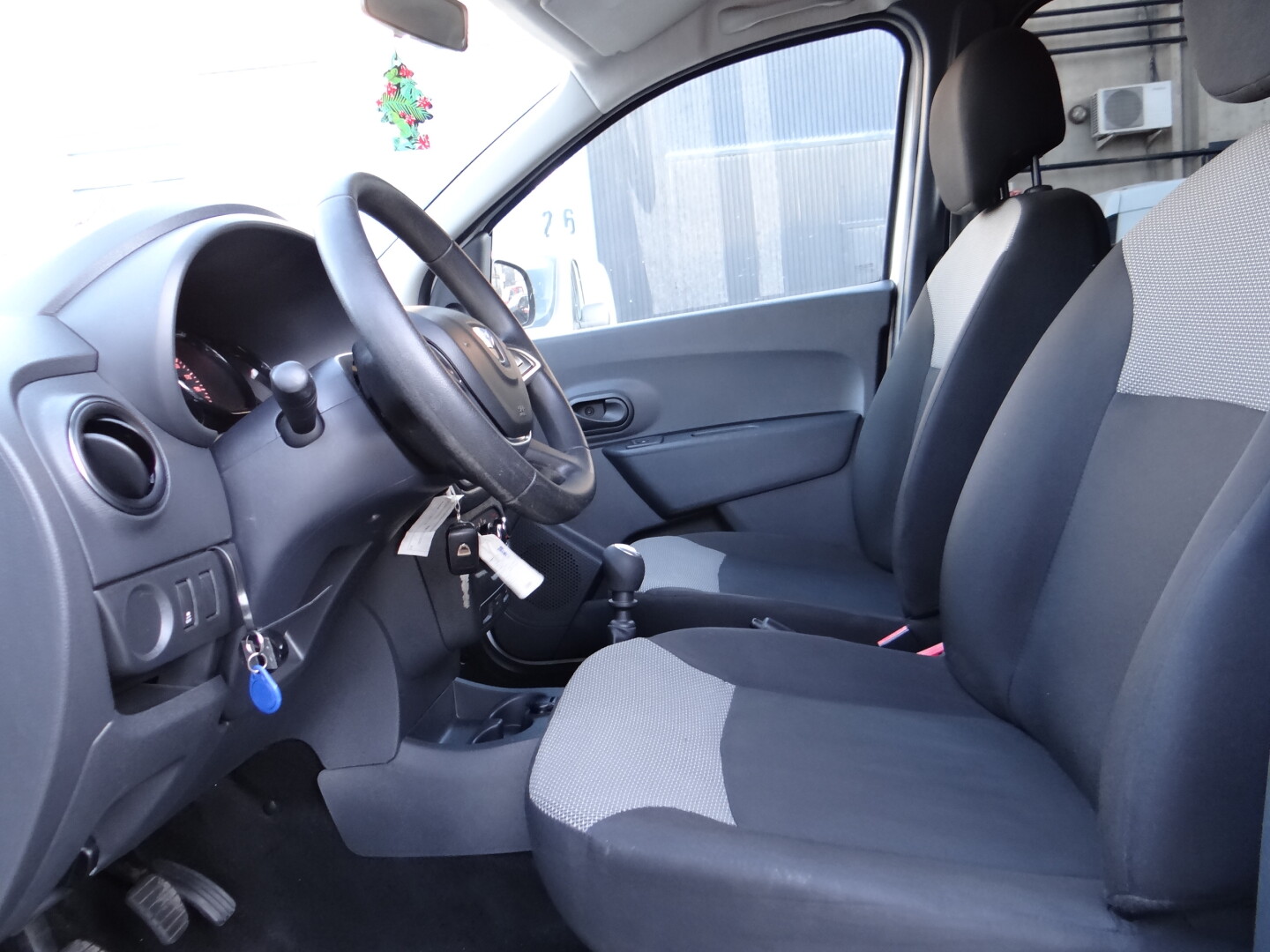 Dacia Lodgi - foto 14