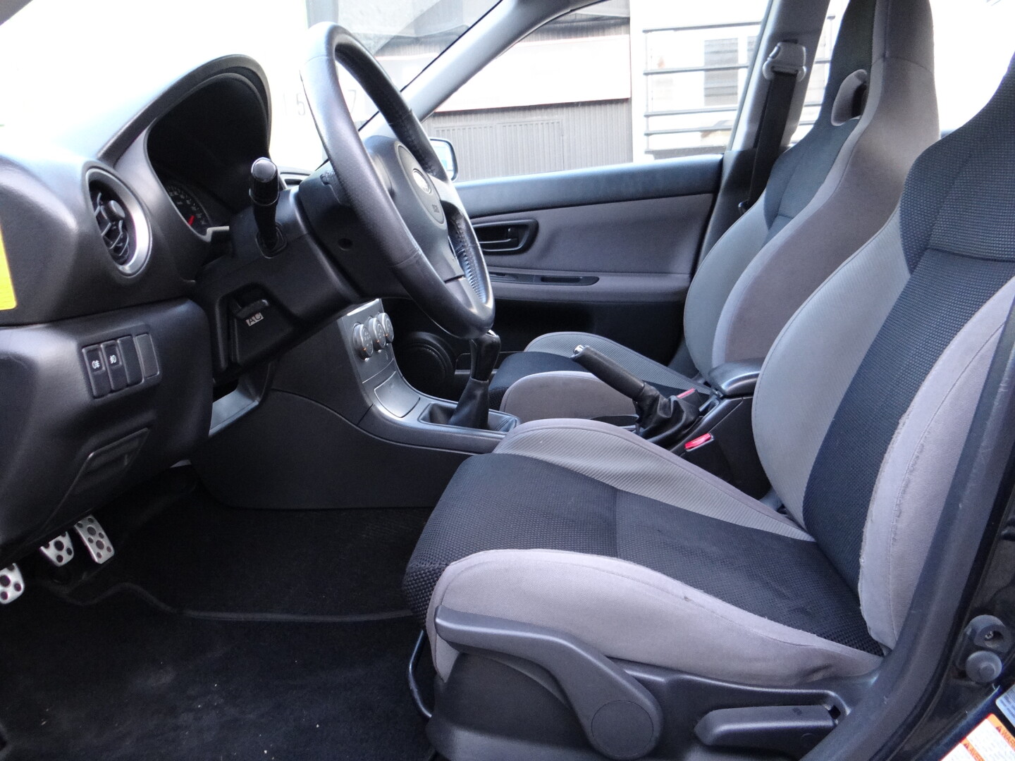 Subaru Impreza - foto 15