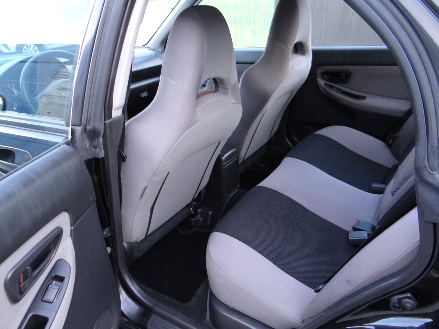 Subaru Impreza - foto 25