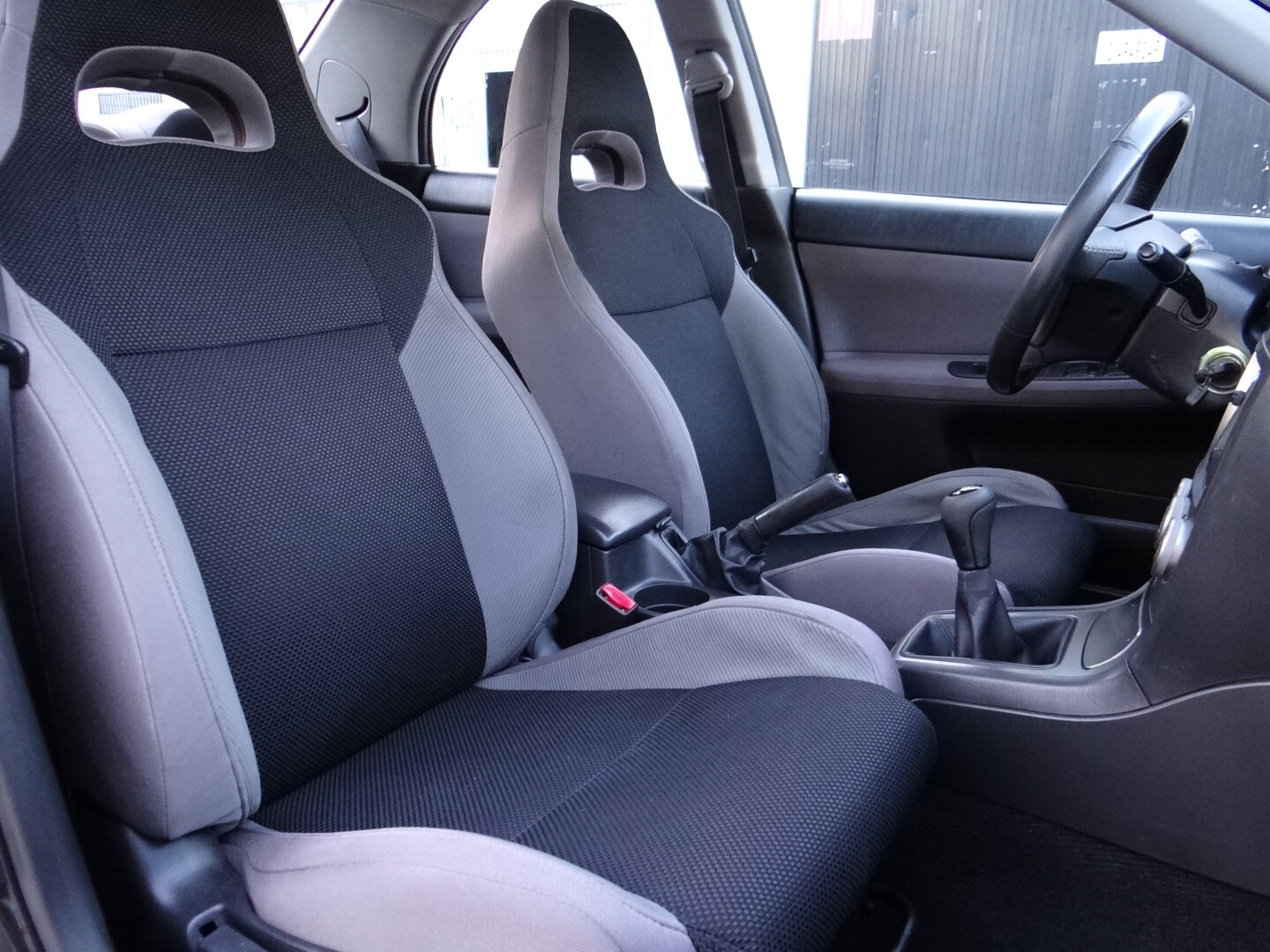 Subaru Impreza - foto 35