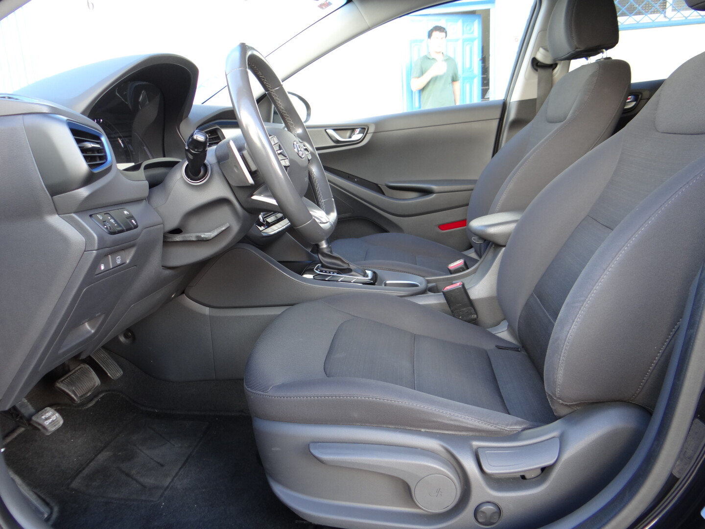 Hyundai Ioniq - foto 11