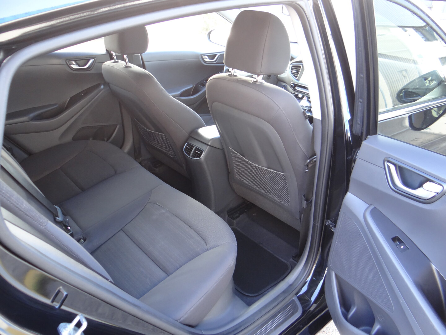 Hyundai Ioniq - foto 21