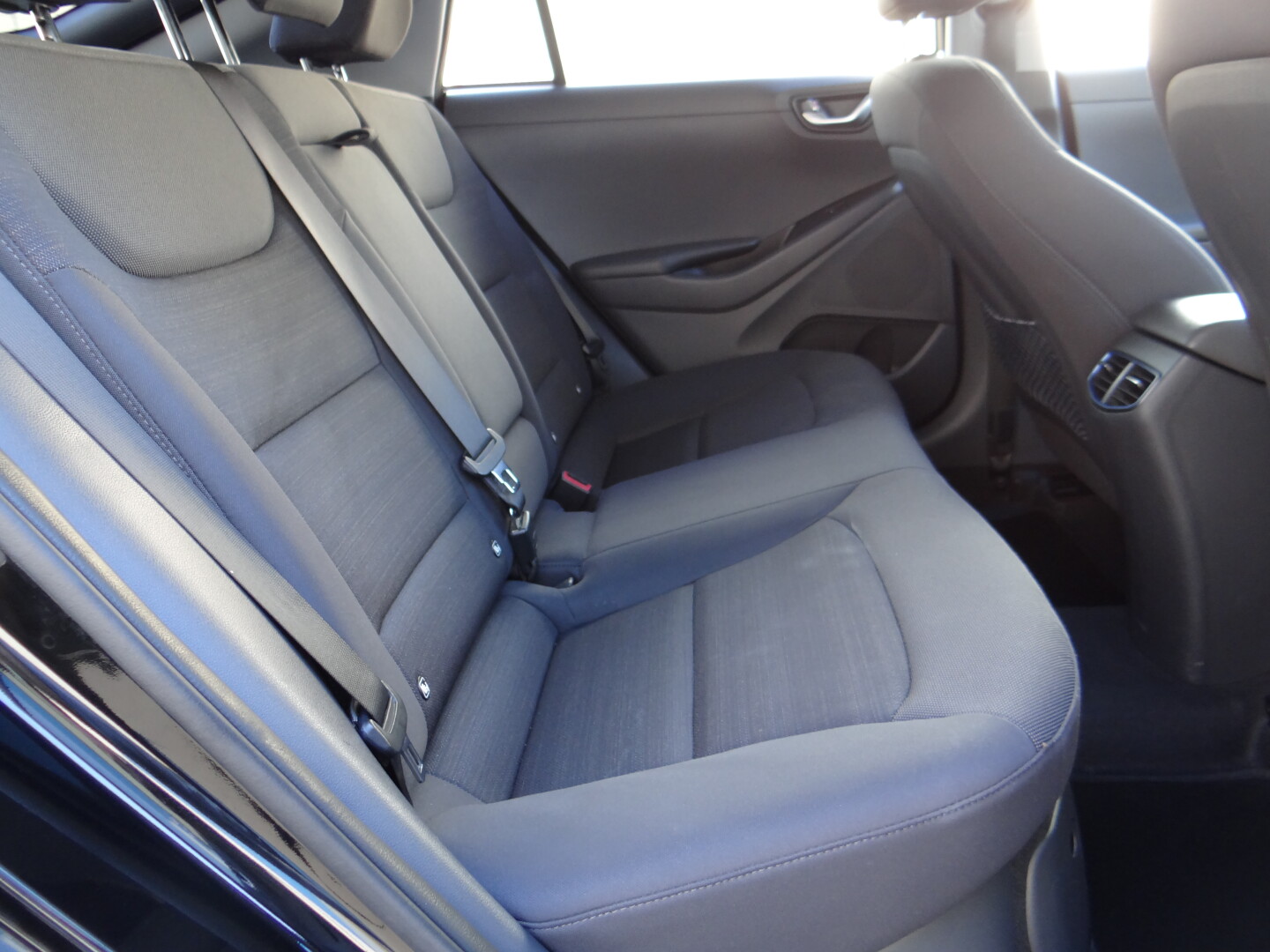 Hyundai Ioniq - foto 22