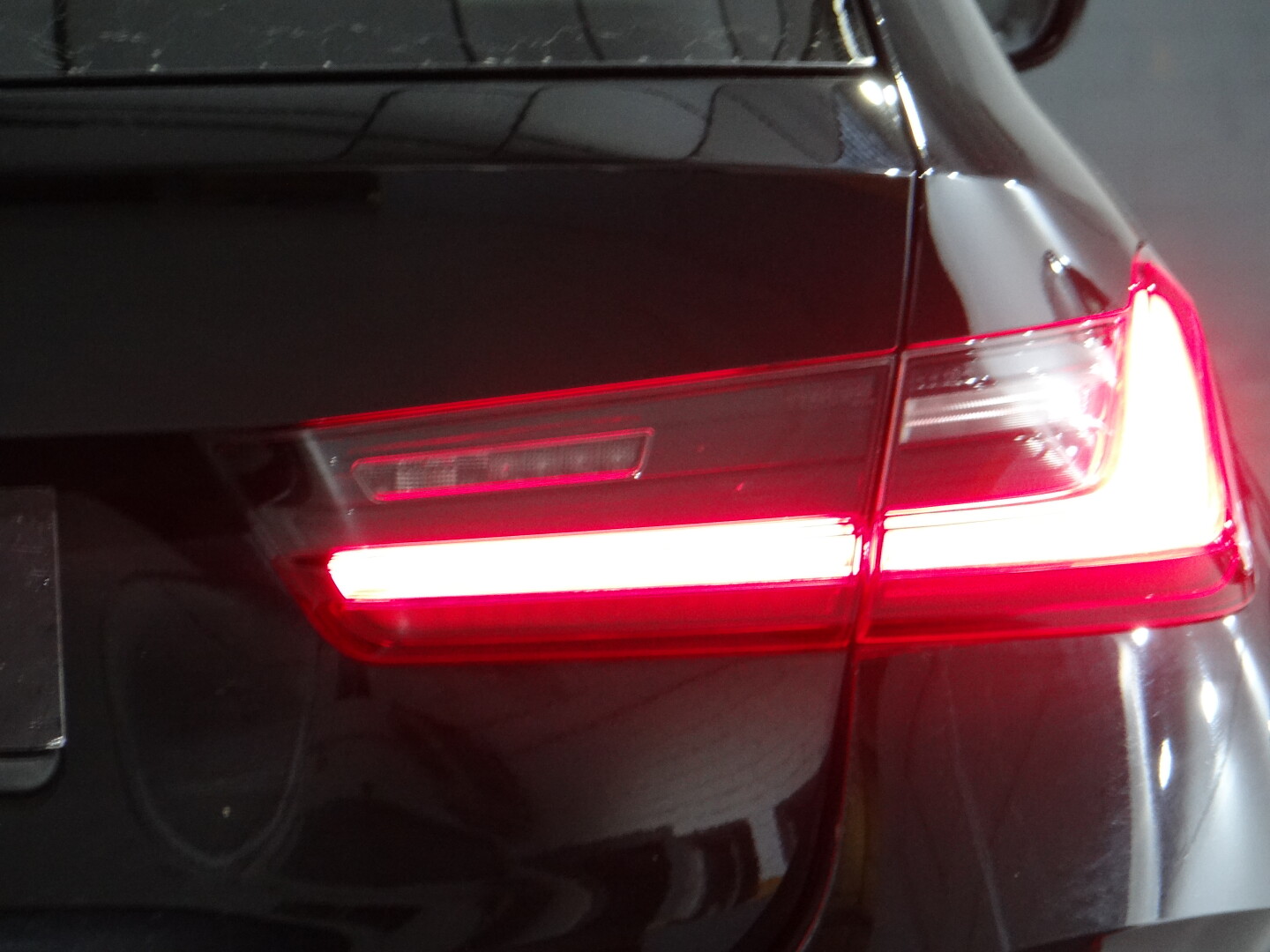 BMW 320 - foto 12