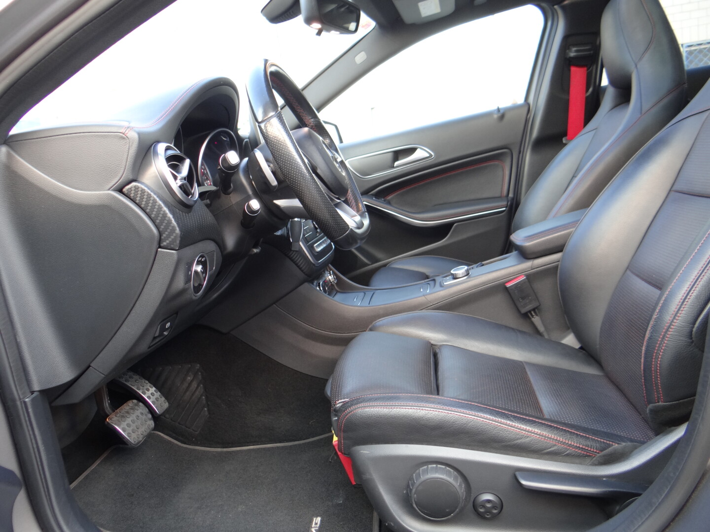 Mercedes-Benz A220 AMG - foto 18