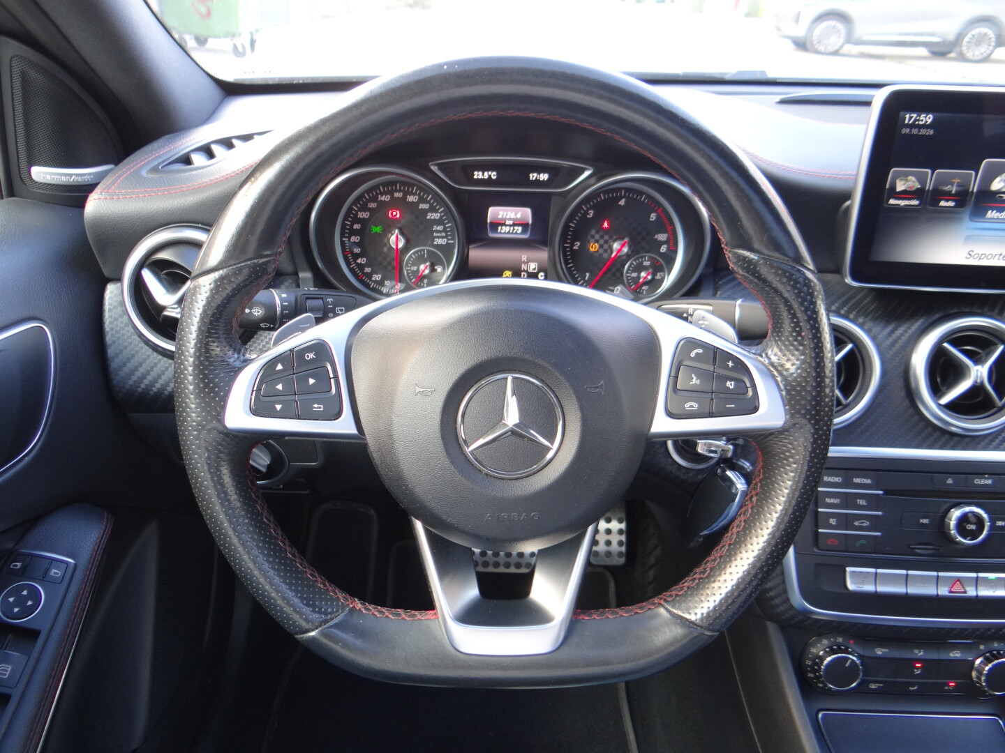 Mercedes-Benz A220 AMG - foto 22