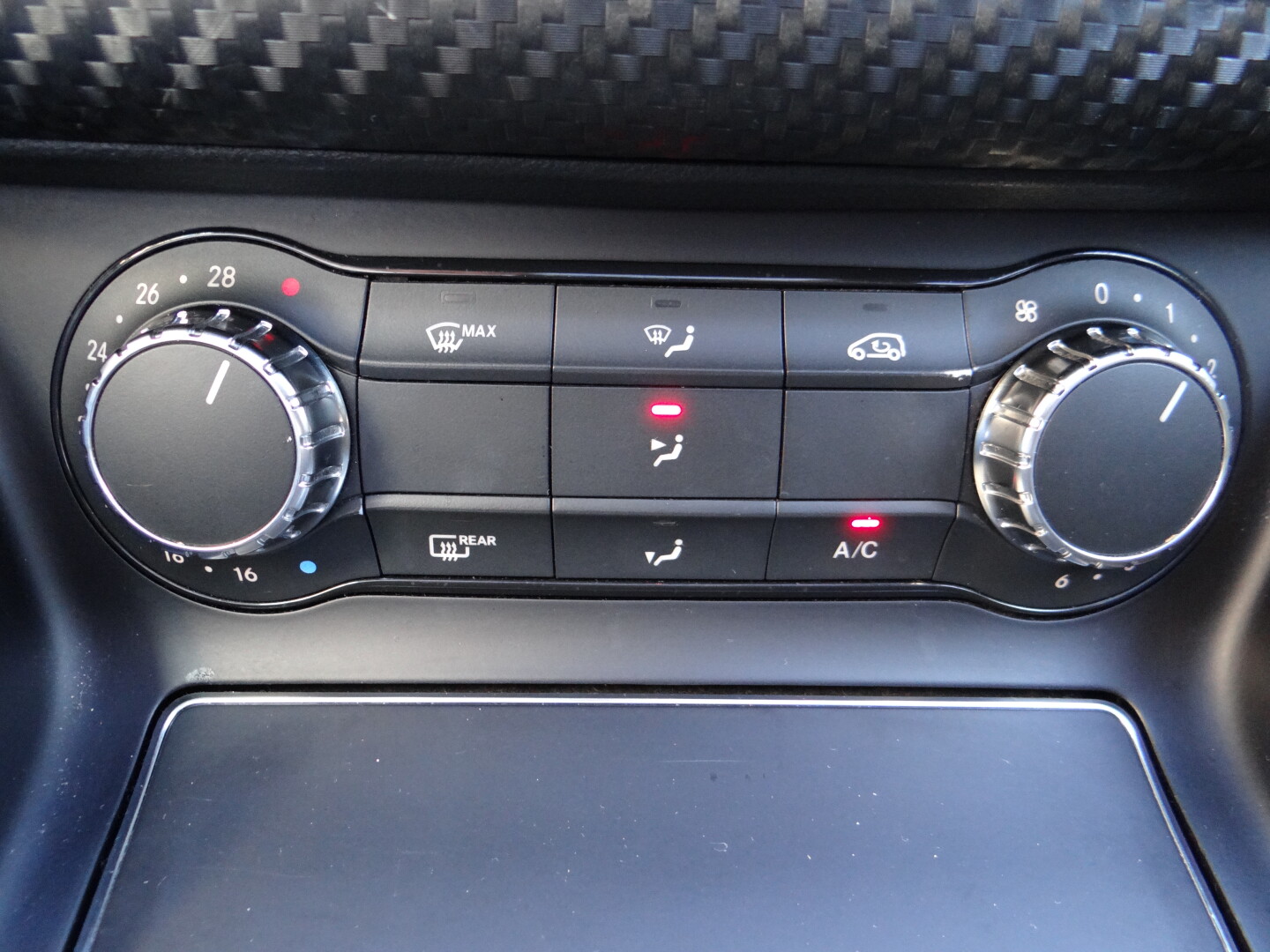 Mercedes-Benz A220 AMG - foto 32