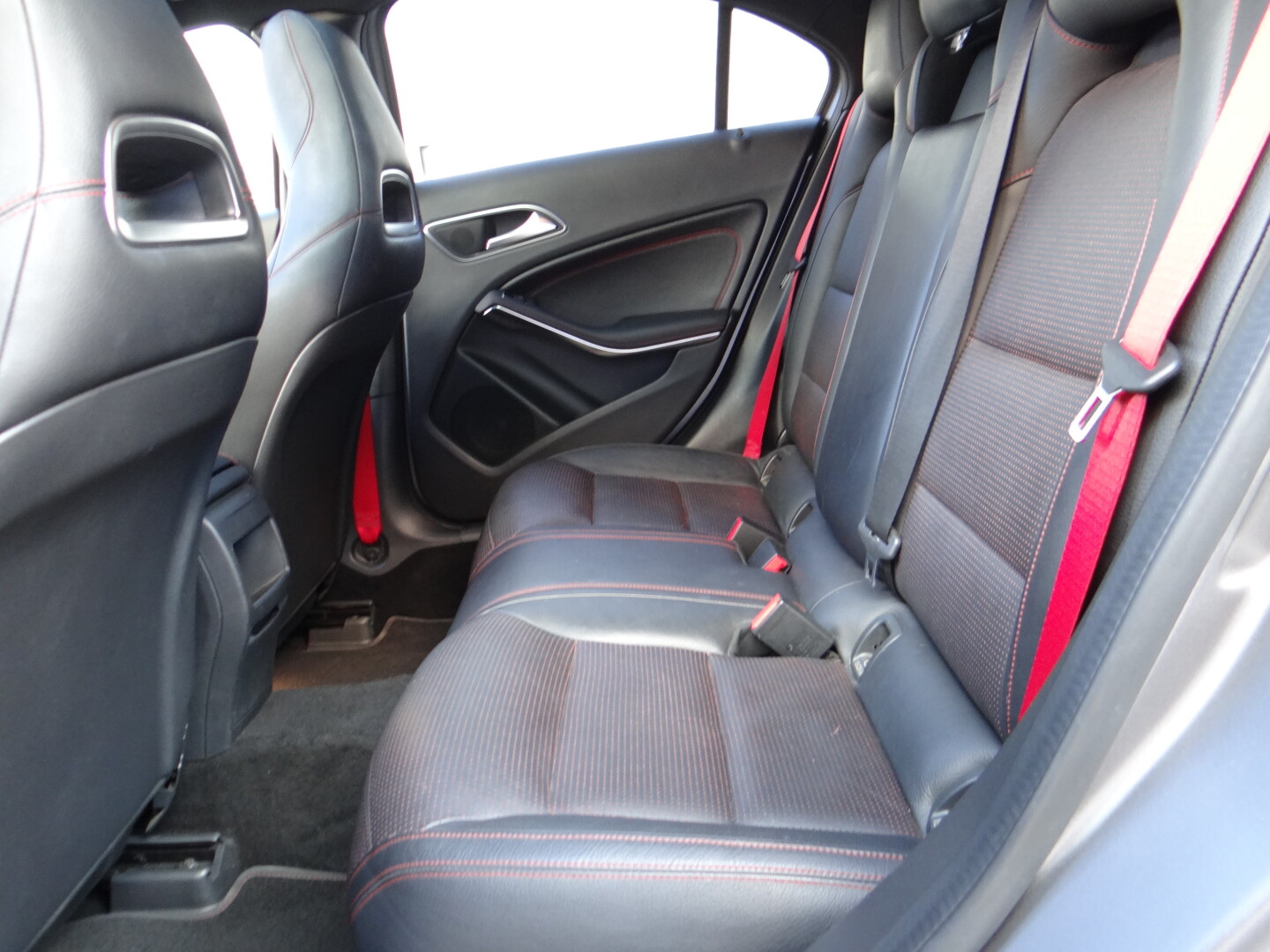 Mercedes-Benz A220 AMG - foto 38