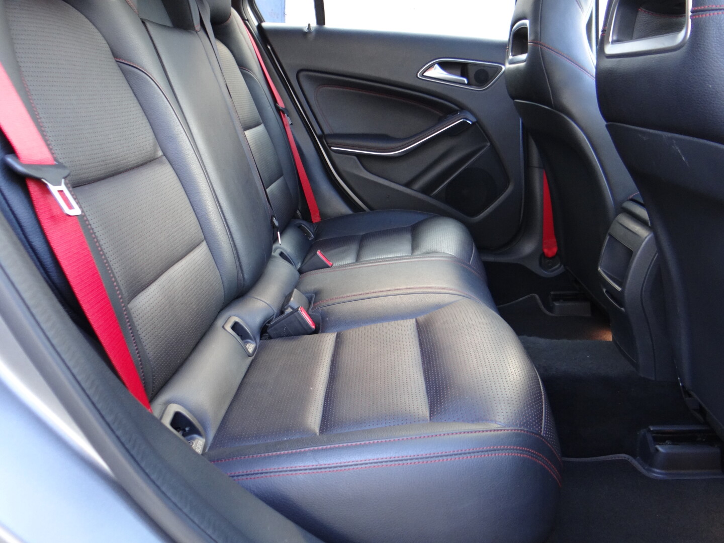 Mercedes-Benz A220 AMG - foto 42