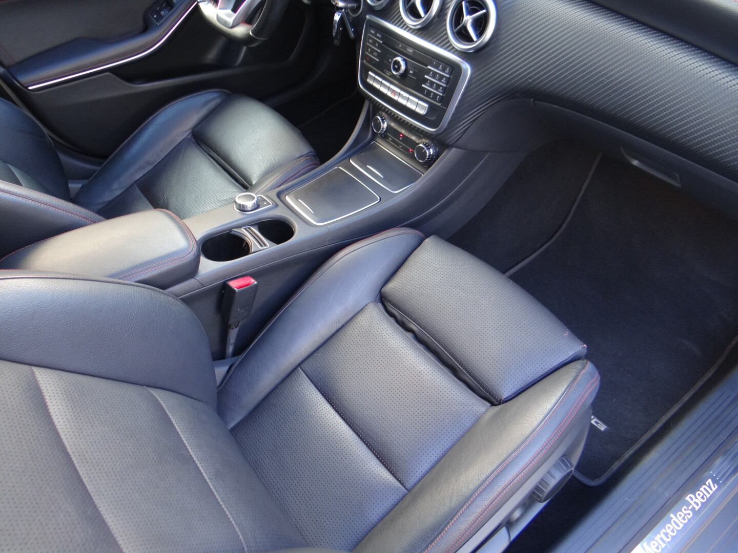 Mercedes-Benz A220 AMG - foto 44